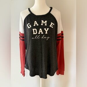 2/$30 🌸 Maurices Dark Gray Knit Top size Medium